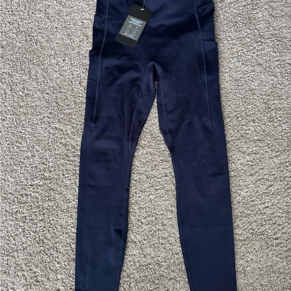 NWT Fabletics Anywhere Motion365+ Leggings